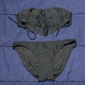 Black swim suit